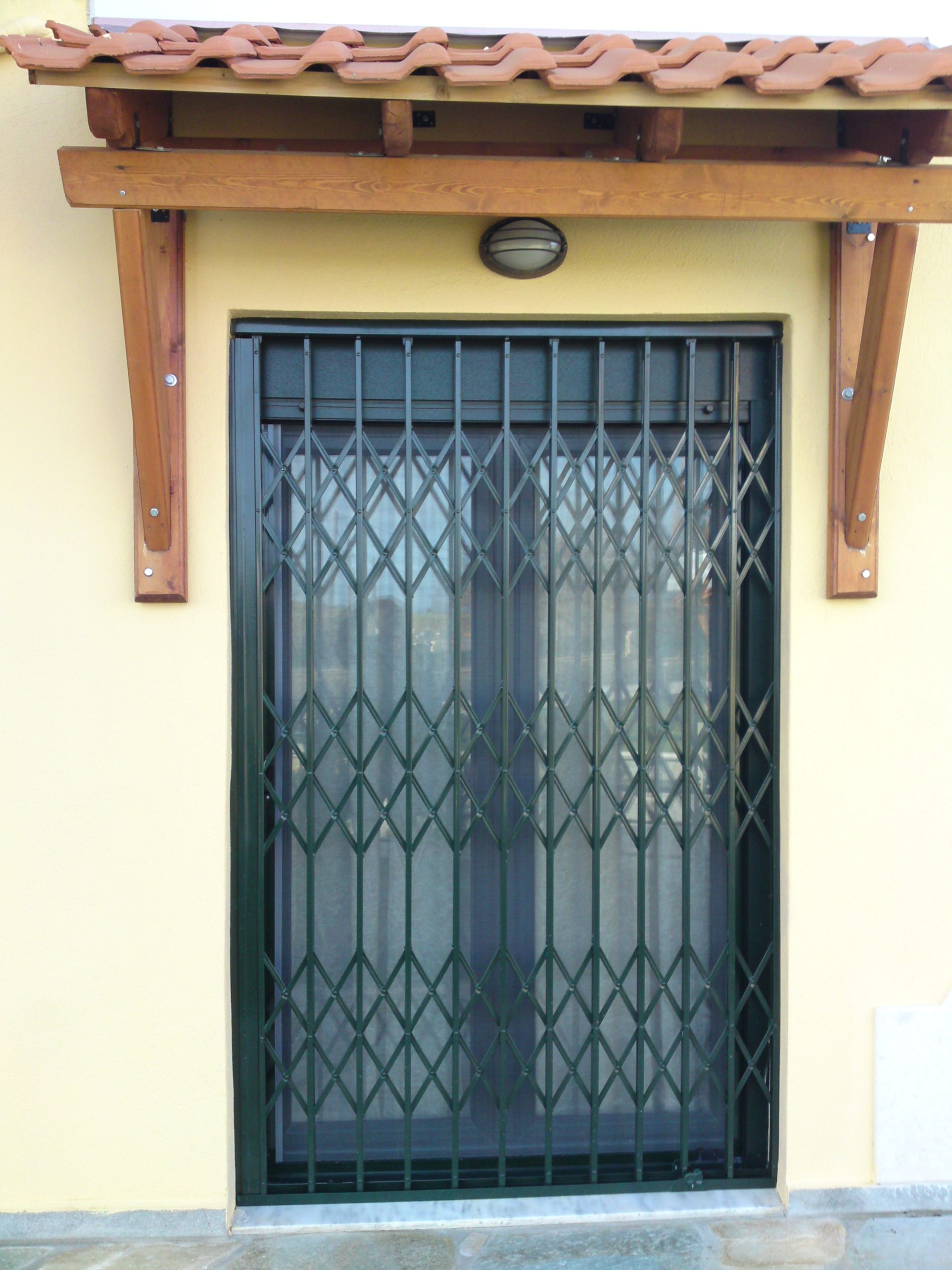 Πτυσσόμενα Κάγκελα (Φυσαρμόνικες) Πτυσσόμενα Κάγκελα (Φυσαρμόνικες)